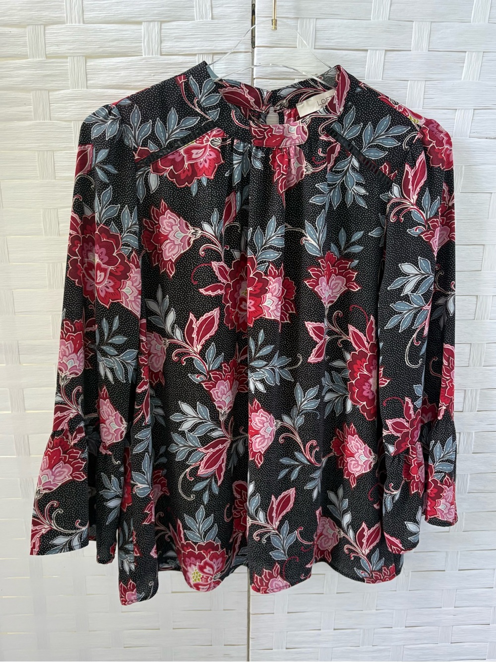 LOFT Size M Black Blouse Floral Print High Neck Keyhole Back Career Church Flowy